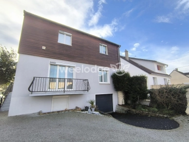 Maison à vendre 8 pièces de 171,04 m² à Conflans-Sainte-Honorine