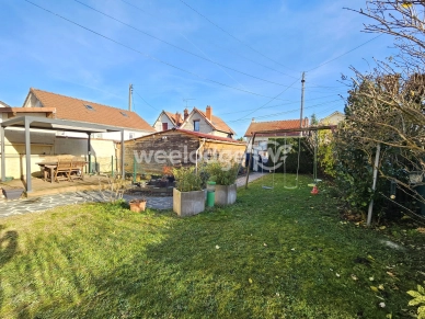 Maison à vendre 8 pièces de 149,31 m² à Conflans-Sainte-Honorine