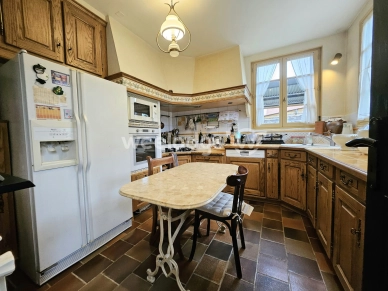 Maison à vendre 8 pièces de 149,31 m² à Conflans-Sainte-Honorine
