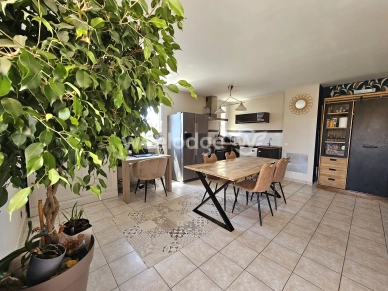 Appartement à vendre 3 pièces de 71 m² à Lançon-Provence