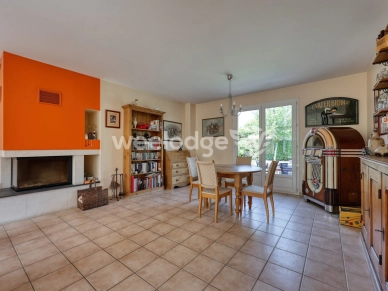 Maison à vendre 6 pièces de 136 m² à Chatou