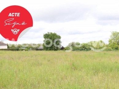 Terrain vendu de 1051 m² à Vallières-les-Grandes