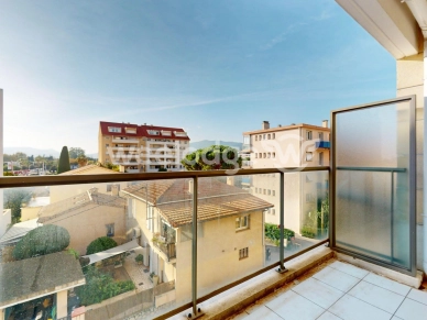 Appartement à vendre 3 pièces de 67 m² à Cannes