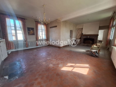 Maison vendu 7 pièces de 150 m² à Neufchâtel-en-Bray