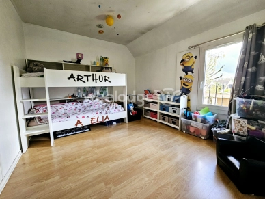 Maison à vendre 6 pièces de 115,94 m² à Éragny