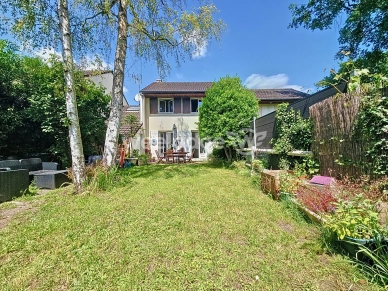 Maison à vendre 5 pièces de 99,54 m² à Éragny