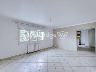 Appartement loué 9 pièces de 199,4 m² à Houilles
