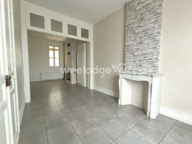 Maison vendu 5 pièces de 113 m² à Ferrière-la-Grande