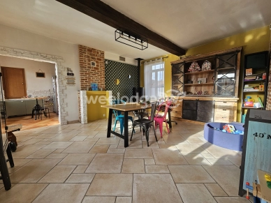Maison vendu 6 pièces de 160 m² à Saint-Aubert