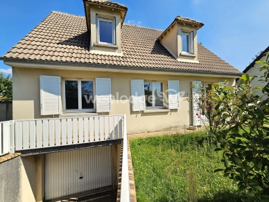 Maison à vendre 6 pièces de 125 m² à Conflans-Sainte-Honorine