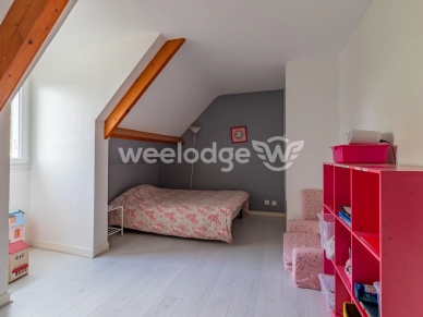 Maison à vendre 6 pièces de 125 m² à Conflans-Sainte-Honorine