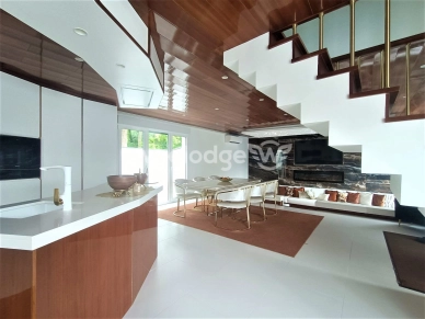 Maison à vendre 5 pièces de 108 m² à Conflans-Sainte-Honorine