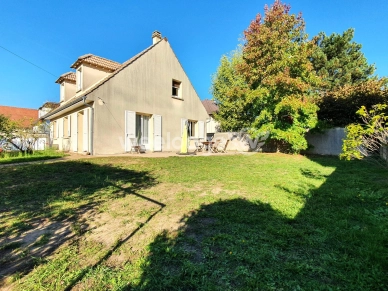 Maison à vendre 6 pièces de 125 m² à Conflans-Sainte-Honorine