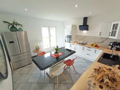 Maison vendu 5 pièces de 133 m² à Louvroil