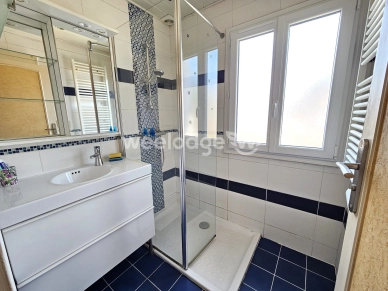 Maison à vendre 6 pièces de 104 m² à Conflans-Sainte-Honorine