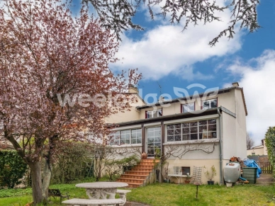 Maison à vendre 6 pièces de 115 m² à Conflans-Sainte-Honorine