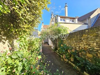 Maison à vendre 3 pièces de 70 m² à Conflans-Sainte-Honorine