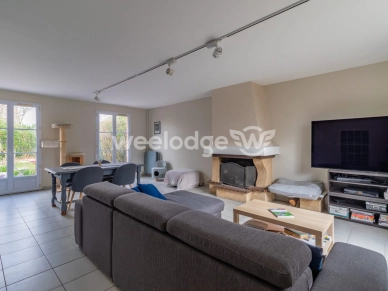 Maison vendu 6 pièces de 120,91 m² à Éragny