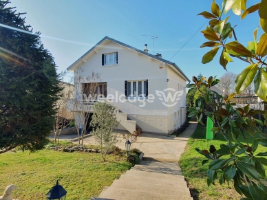 Maison à vendre 7 pièces de 210 m² à Conflans-Sainte-Honorine
