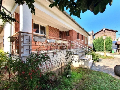 Maison à vendre 5 pièces de 120 m² à Conflans-Sainte-Honorine
