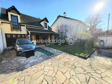 Maison à vendre 6 pièces de 118 m² à Conflans-Sainte-Honorine