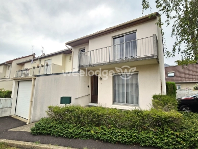 Maison à vendre 5 pièces de 82,22 m² à Conflans-Sainte-Honorine