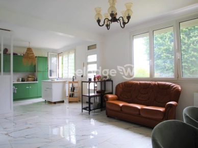 Maison à vendre 6 pièces de 101 m² à Conflans-Sainte-Honorine