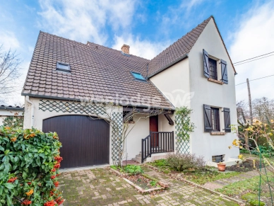 Maison à vendre 6 pièces de 123 m² à Conflans-Sainte-Honorine