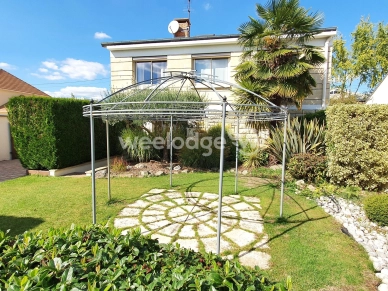 Maison à vendre 9 pièces de 207 m² à Conflans-Sainte-Honorine