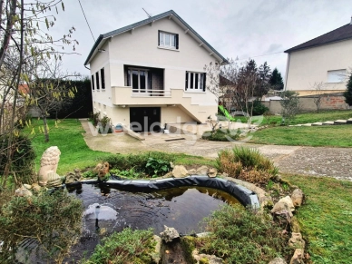 Maison à vendre 7 pièces de 210 m² à Conflans-Sainte-Honorine