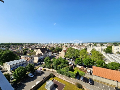 Appartement à vendre 2 pièces de 60 m² à Conflans-Sainte-Honorine