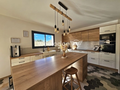 Maison à vendre 4 pièces de 110 m² à Salon-de-Provence