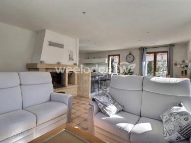 Maison à vendre 5 pièces de 107 m² à Comps