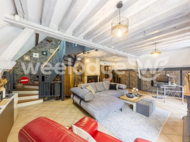 Maison à vendre 8 pièces de 164 m² à Berville