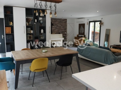 Maison à vendre 7 pièces de 175,3 m² à Miramas