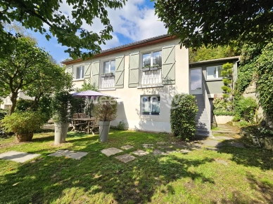 Maison à vendre 7 pièces de 150 m² à Conflans-Sainte-Honorine