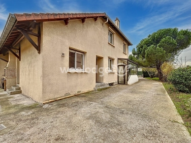 Maison à vendre 7 pièces de 153 m² à Éragny