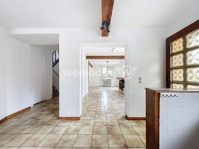 Maison à vendre 7 pièces de 153 m² à Éragny
