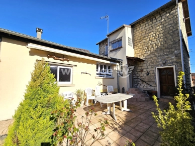 Maison à vendre 9 pièces de 233 m² à Pierrelaye