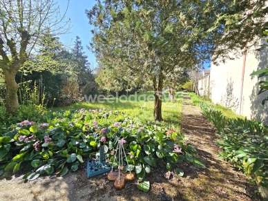 Maison à vendre 9 pièces de 233 m² à Pierrelaye