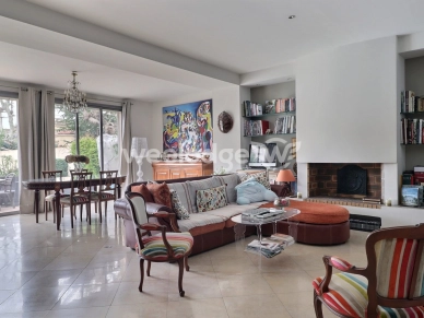 Maison à vendre 7 pièces de 175 m² à Salon-de-Provence