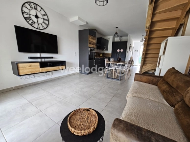 Appartement à vendre 3 pièces de 70 m² à Lançon-Provence