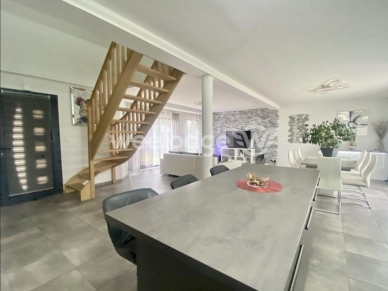 Maison à vendre 6 pièces de 115 m² à Saint-Clair-sur-Epte