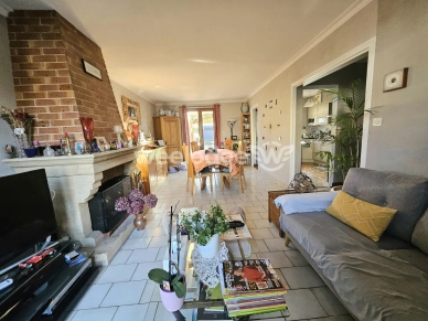Maison à vendre 6 pièces de 105 m² à Conflans-Sainte-Honorine