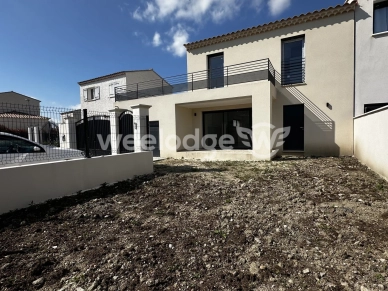 Maison à vendre 5 pièces de 140 m² à Arles