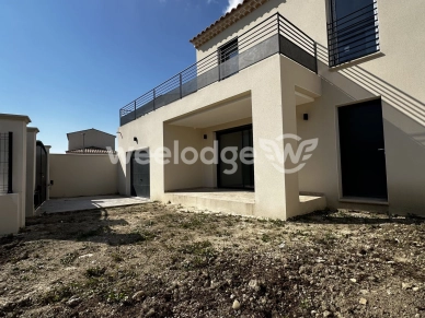 Maison à vendre 5 pièces de 140 m² à Arles