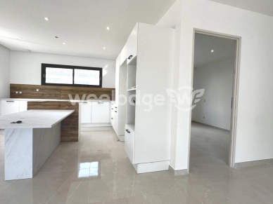 Maison à vendre 5 pièces de 140 m² à Arles