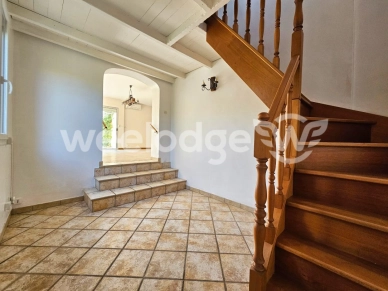 Maison à vendre 5 pièces de 127 m² à Saint-Martin-de-Crau