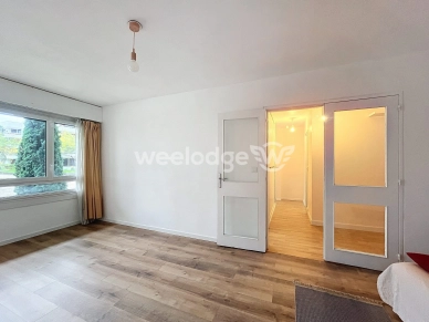 Appartement à vendre 2 pièces de 48 m² à Les Ulis