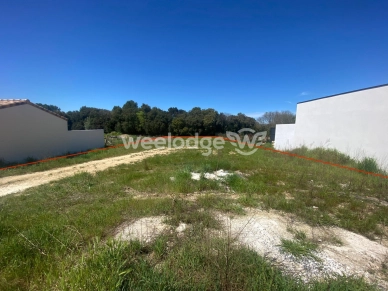 Terrain à vendre de 1437 m² à Saint-Hilaire-de-Beauvoir